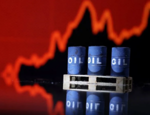 افزایش قیمت نفت پس از اظهارات تهاجمی رئیس فدرال رزرو