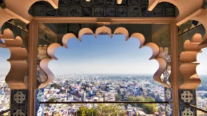 اژدها در برابر ببر زانو می‌زند / پیشی گرفتن هند از چین