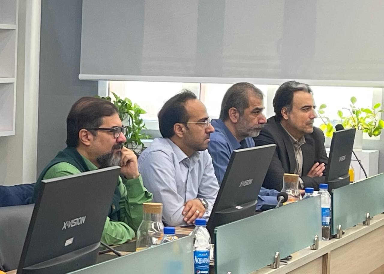 گزارش تصویری از مراسم تودیع و معارفه مدیرعامل و اعضای هیات مدیره جدید گروه مالی شهر