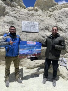 صعود همکاران گروه مالی شهر به قله دماوند